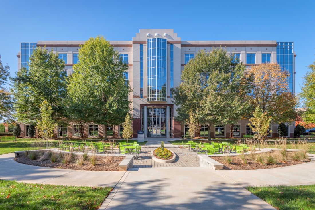 North Charlotte’s Harris Corners sells to CP Group, Trinity Partners office leasing retains assignment